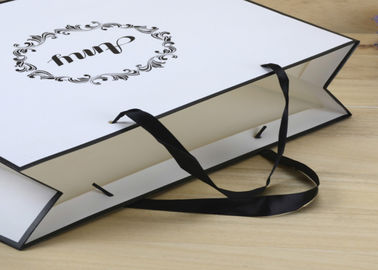Modern Design Paper Shopping Bags Material 200g - 350g White Card Paper supplier