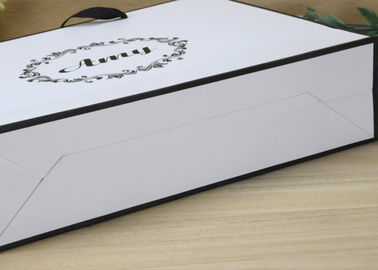 Modern Design Paper Shopping Bags Material 200g - 350g White Card Paper supplier
