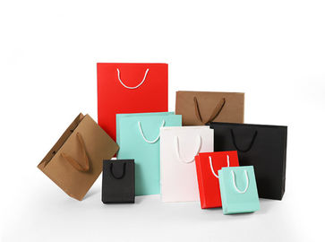 Durable Coloured Paper Carrier Bags Matt / Glossy Lamination Surface Handling supplier