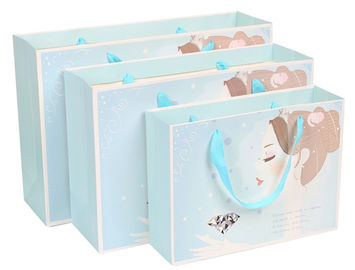 Fashionable Paper Shopping Bags Art Paper Material Any Logo Available supplier