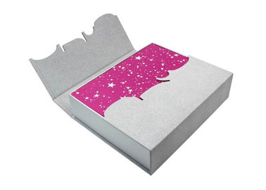 Classy Style Custom Printed Gift Boxes Silver Color Size 22 * 30 * 7CM supplier
