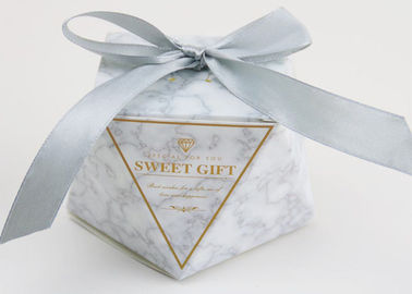 Novel Elegant Wedding Favor Candy Boxes Weight 7g Different Colors Available supplier
