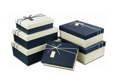 Eco Friendly Paperboard Gift Boxes , Luxury Finishes Custom Logo Gift Boxes supplier