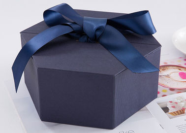 Hexagon Custom Printed Gift Boxes Size 24.5 * 21.3 * 10.5cm With Ribbon supplier