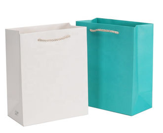 Non - Toxic Custom Printed Paper Bags Offset Printing For Promotion / Shopping supplier