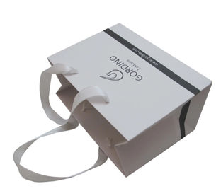 Recyclable Custom Small Paper Bags , White Merchandise Bags Any Size Available supplier