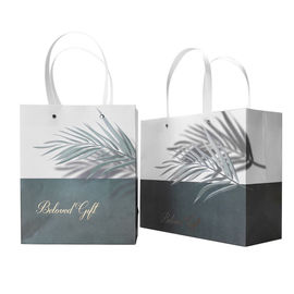 Beautiful Custom Printed Gift Bags Smooth Customized Logo With Flat Handle supplier