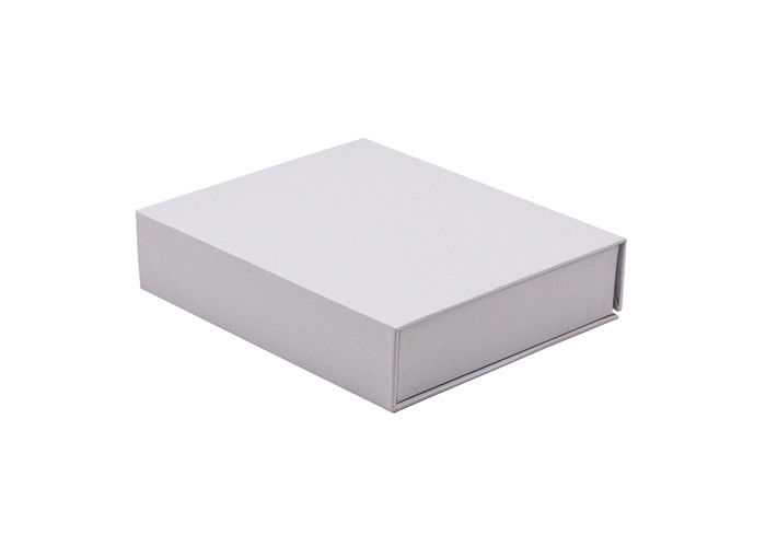 Weight 180.2g Flip Top Gift Boxes With Magnetic Catch White Color Rectangle Shape supplier