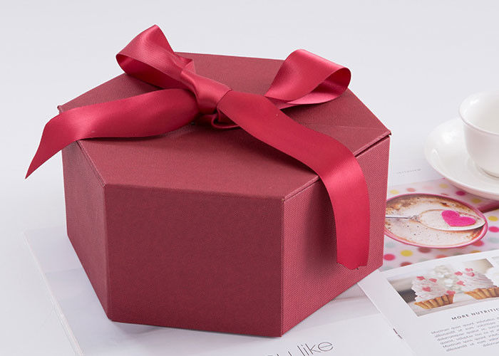 Hexagon Custom Printed Gift Boxes Size 24.5 * 21.3 * 10.5cm With Ribbon supplier